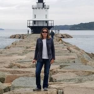 Meet your Posher, Debbie